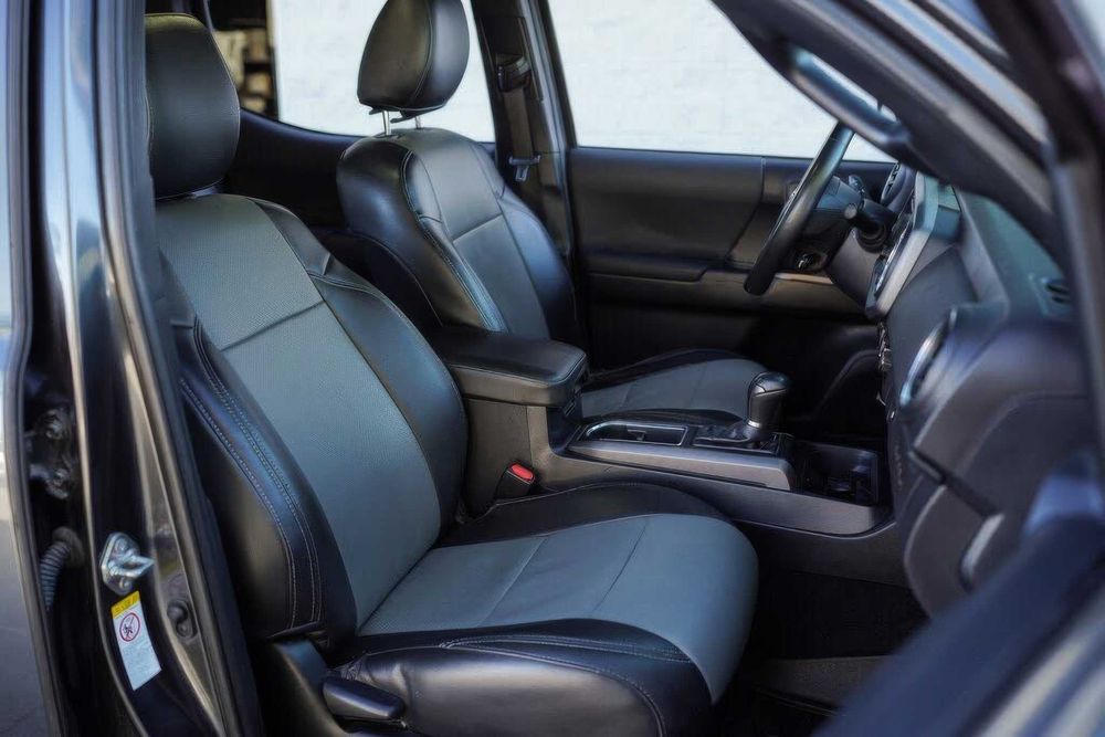 Toyota Tacoma      2019