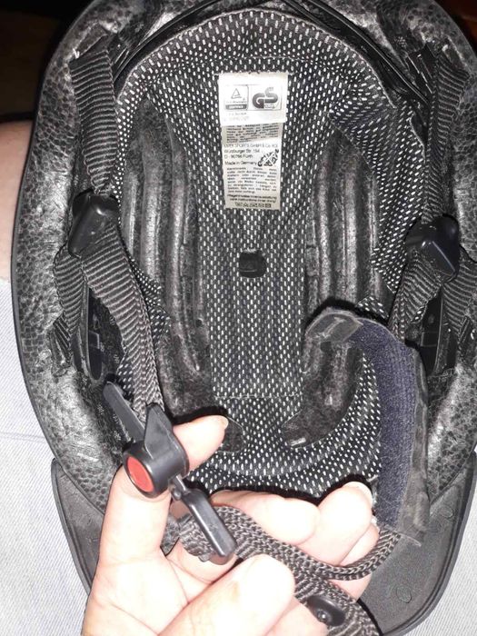 Шлем велосипедний "Uvex".