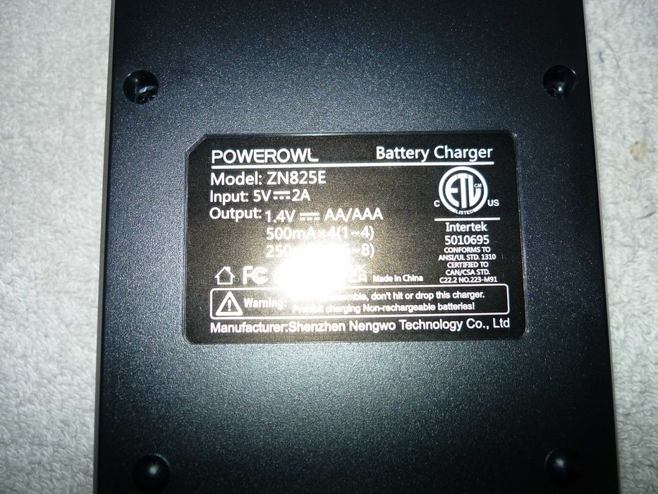 Ładowarka baterii Powerowl na 8 baterii