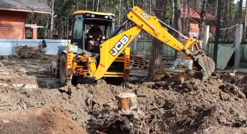 Корчуваня дерев під ключ