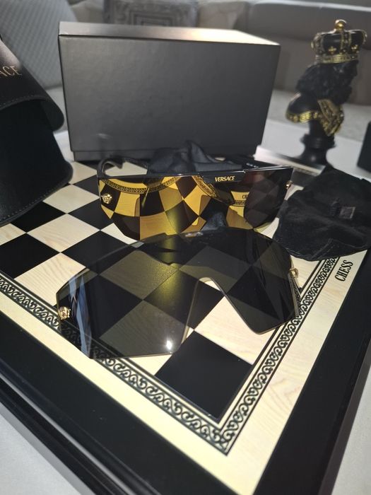Nowe okulary przeciwsłoneczne Versace VE4461 GB1/87 Unisex oryginalne