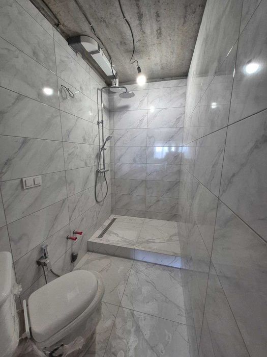 продаж трикімнатної квартири по вул. Захисників України