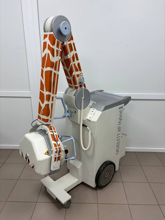 Портативний рентгенівський апарат SIEMENS Mobilett XP Hybrid (30кBт)
