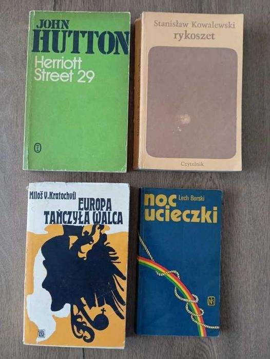 4 książki. Paczka