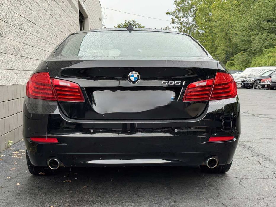 BMW 5 Series      2016