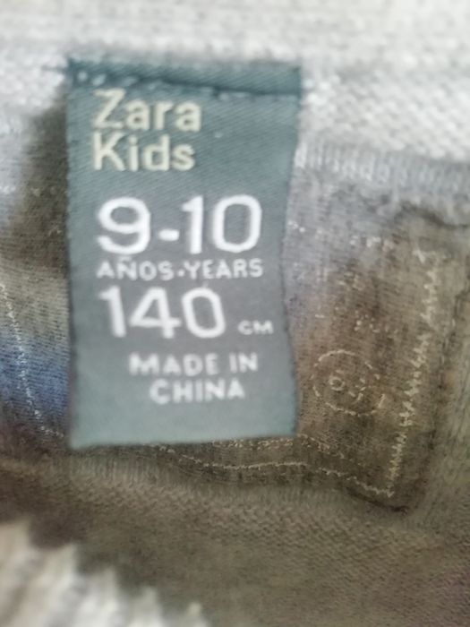 Пуловер від ZARA 9на 9-10  років