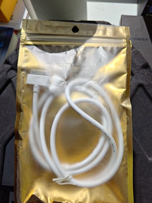 Продам кабель для Айфона 4S