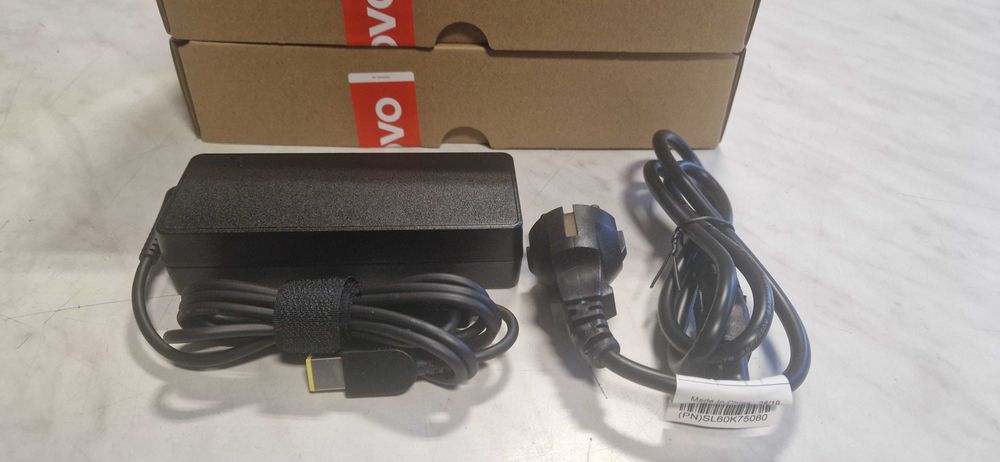 Oryginalny zasilacz Lenovo 90W Square Slim Tip Nowy BOX