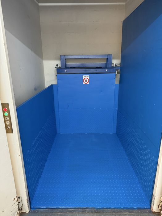 Plataformas e cais de carga