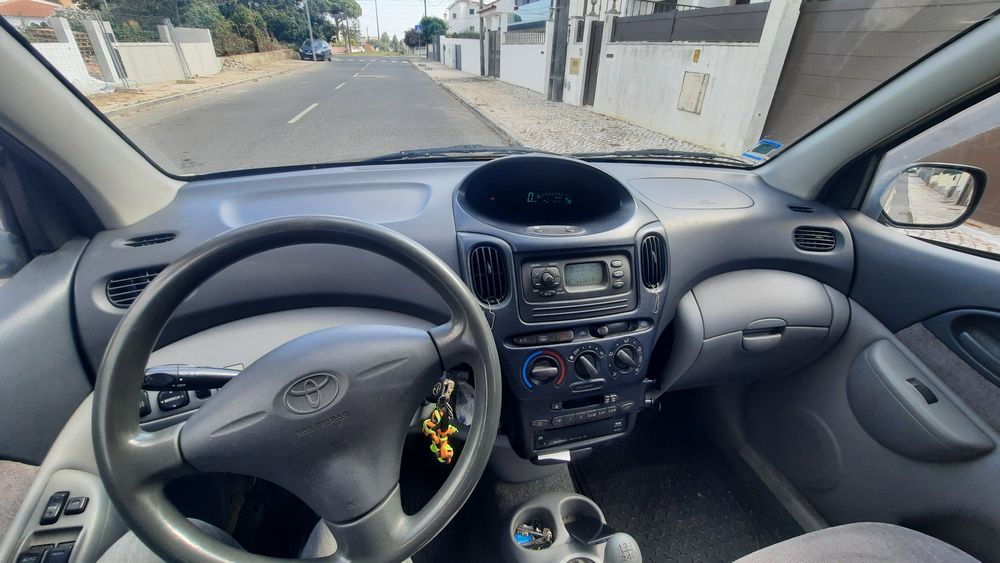 Toyota Yaris Verso