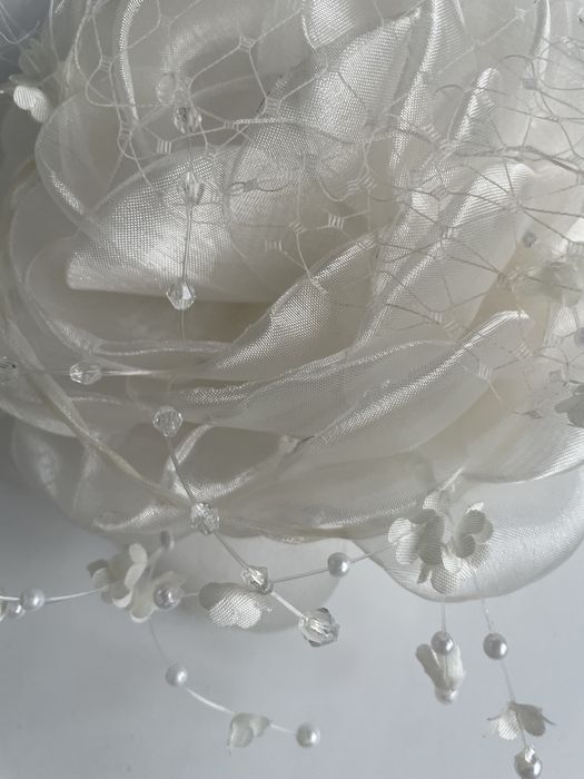 Весільна прикраса в ідеальному стані