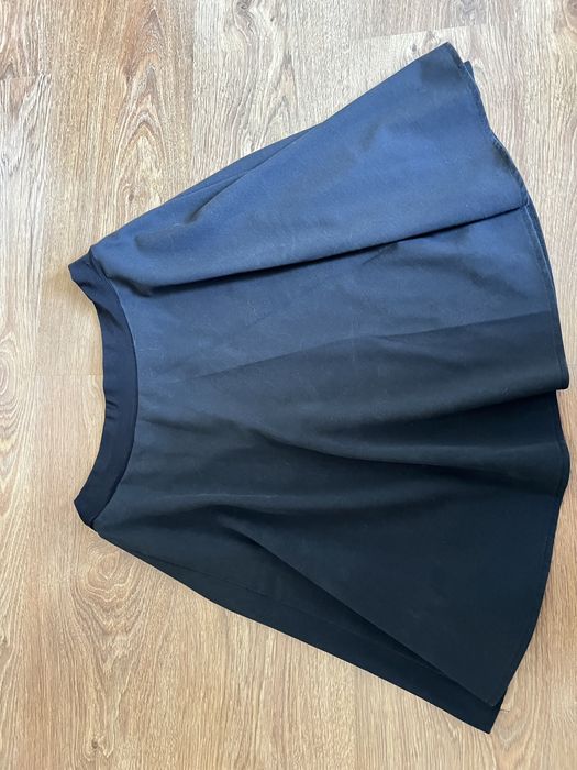 Спідниця розміру 48