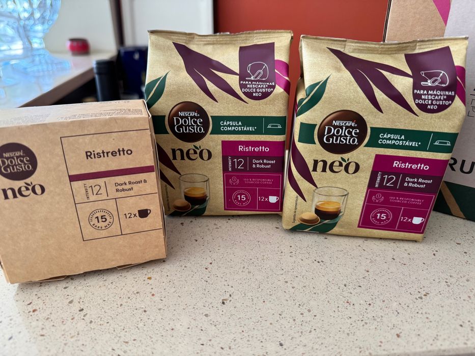 Máquina Café Dolce Gusto+ oferta 3 caixas café
