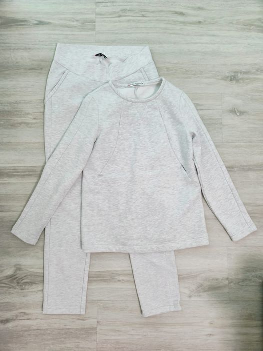 Продам тёплый спортивный костюм для беременных и кормящих, размер М