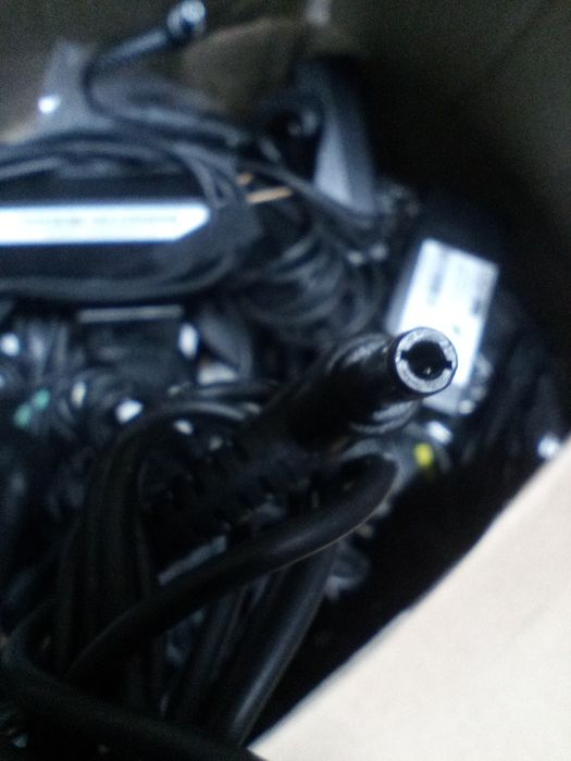 Електрошрот Fujitsu Asus Lenovo 5.5*2.5 40w 19V 2.1A  блок живлення