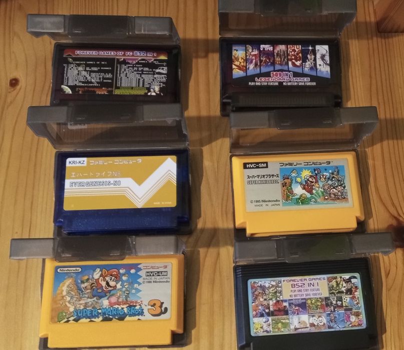 Etui na gry Pegasus Nintendo Famicom i inne klony