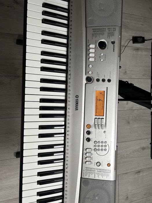 Keyboard Yamaha PSR-E313