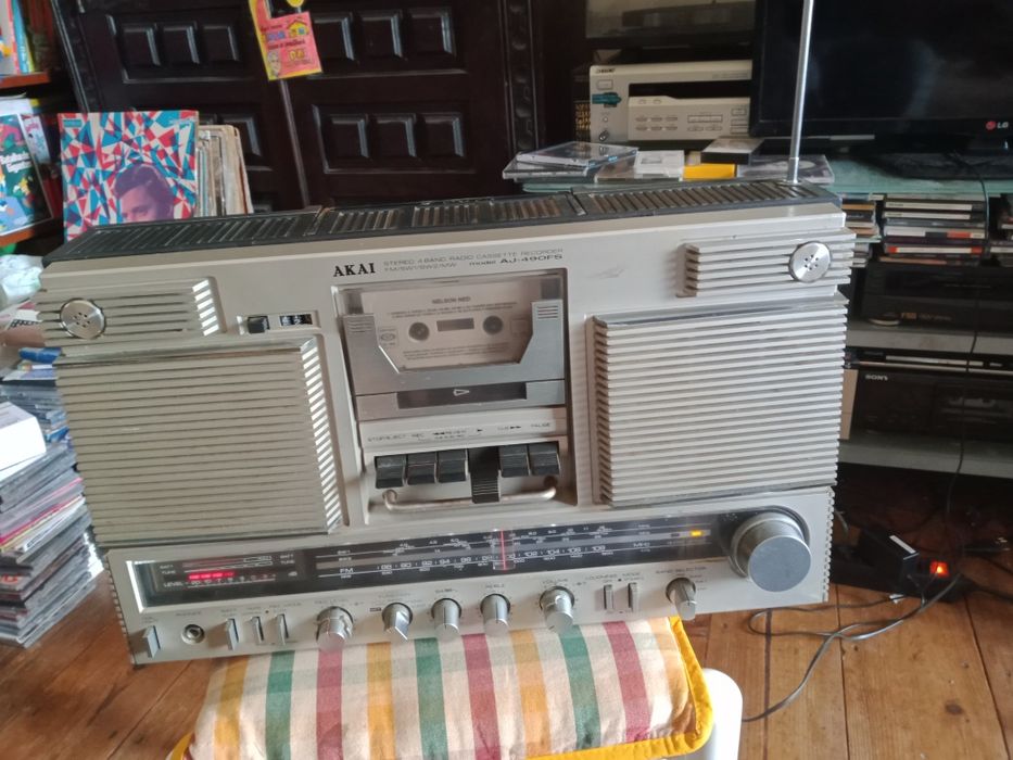 Radio cassete recorder Akai .