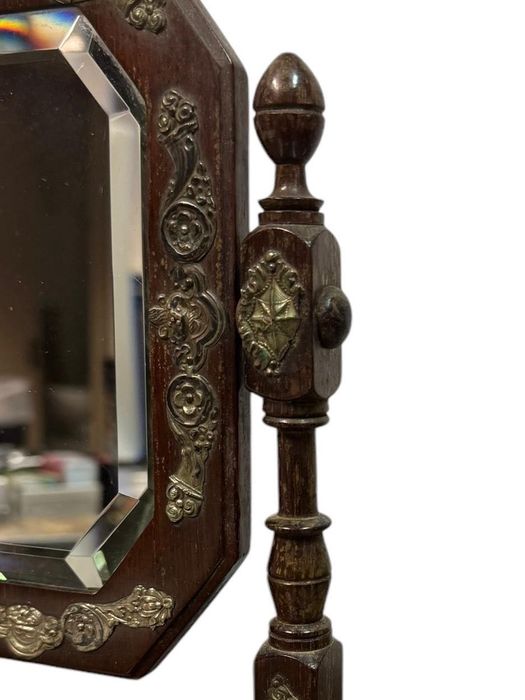 Toucador de Mesa em Pau Santo e Prata