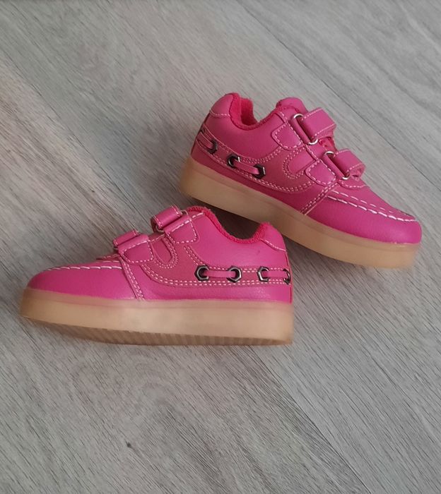 Осінні черевички 26р