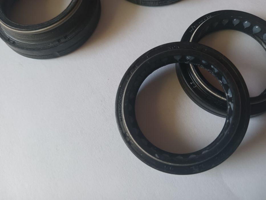 Komplet uszczelek Marzocchi 32mm M-arch oryginał