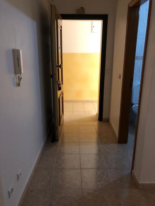 Apartamento T1 - Ferrel (centro)