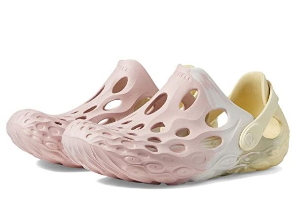 Стильні та модні жіночі сандалі Merrell