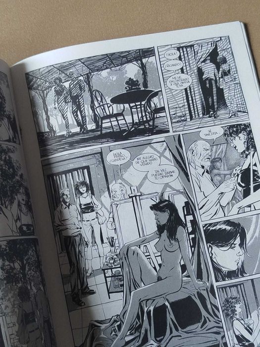 Revista BD erótica vintage e muito rara Eros Comix nº 32