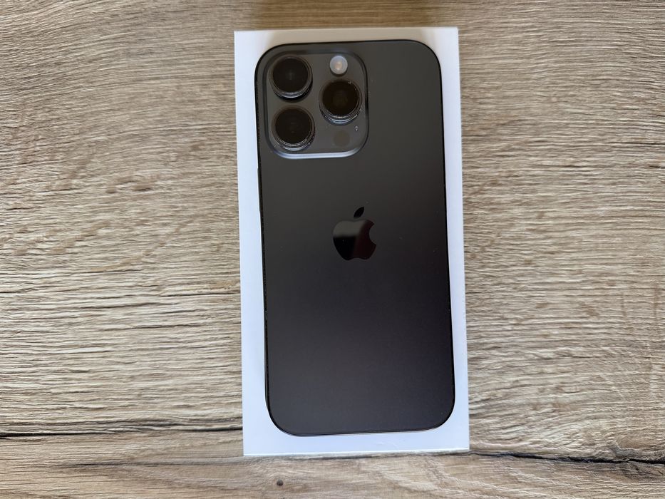 Apple iPhone 16 pro 128 GB Black Titanium