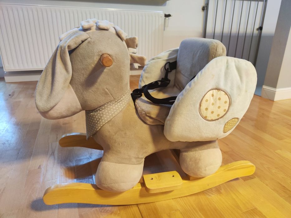 Fotel bujany, bujak dla dziecka