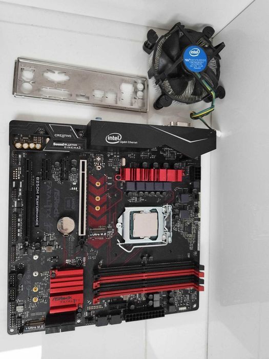 Płyta Asrock B250M + procesor Intel Core I5 7400