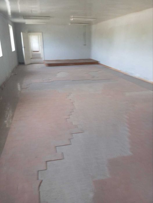 Производ-складское помещение.  Нетешин Пионербаза 106 м2.  2-й  этаж.