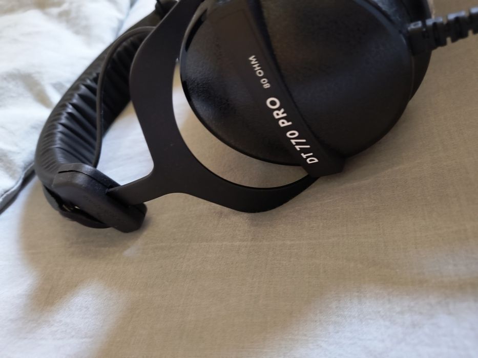 beyerdynamic DT 770 PRO 80 ohm