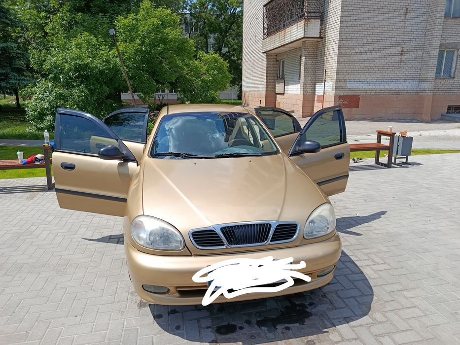 Продам  автомобіль Lanos