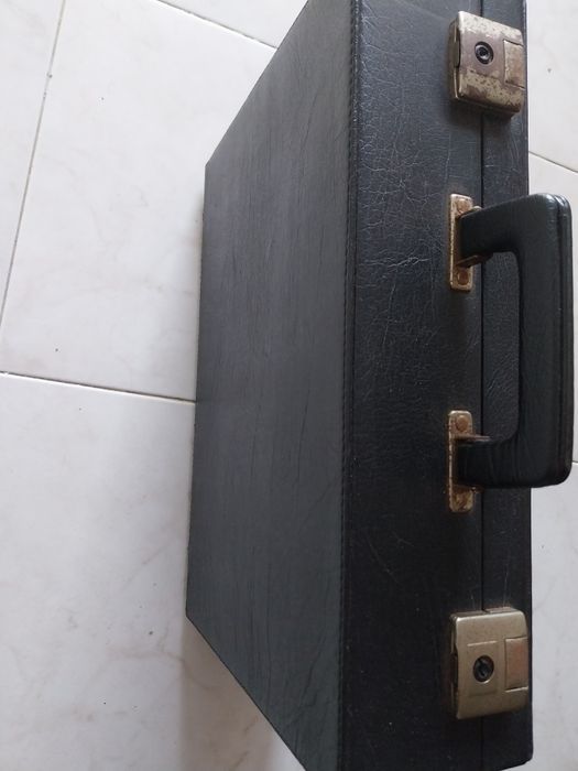 Mala tipo executivo 45x33x12 impecavel
