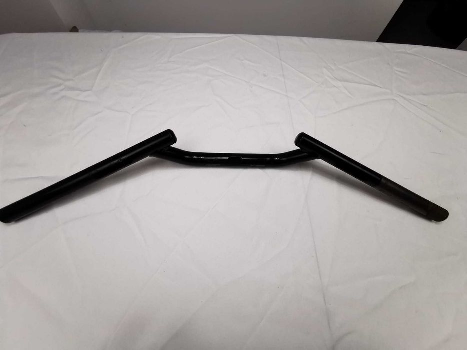 Kierownica Harley Davidson Cafe Racer obniżana czarna