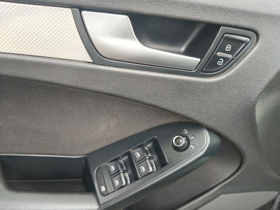 Audi A4 B8 2010, 2.0