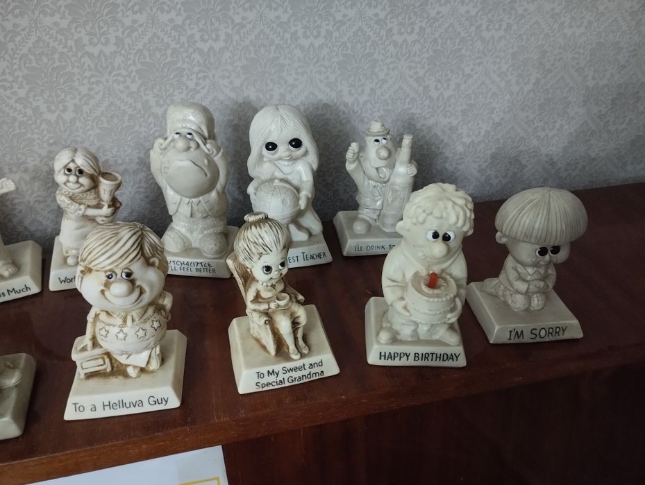 Продам статуетки.