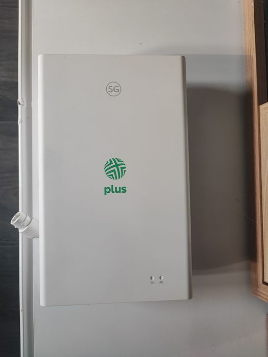 Router Zowee 5G CPE MAX 5 + HUAWEI WiFi AX3