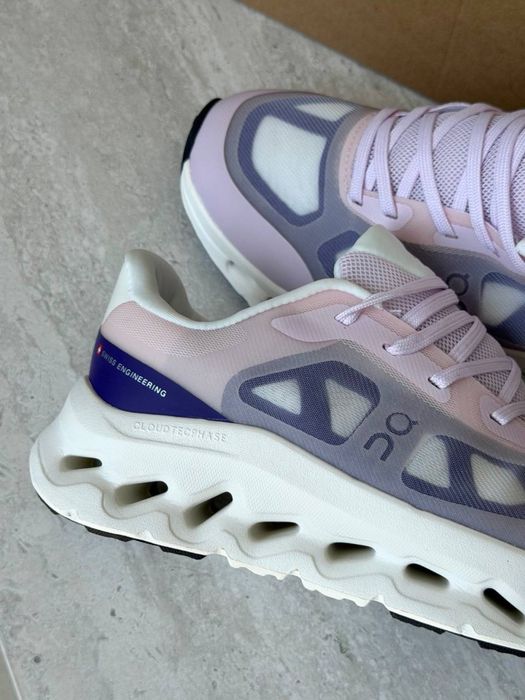 Жіночі спортивні кросівки On Cloudtilt White Violet