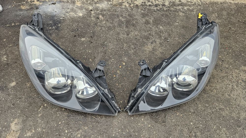 Lampa lewa prawa przód przednia h7 ciemna dymiona opel vectra c gts