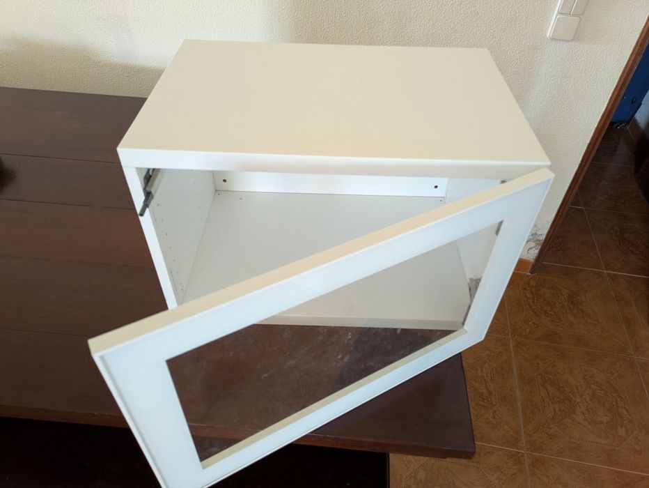 Estante IKEA Besta