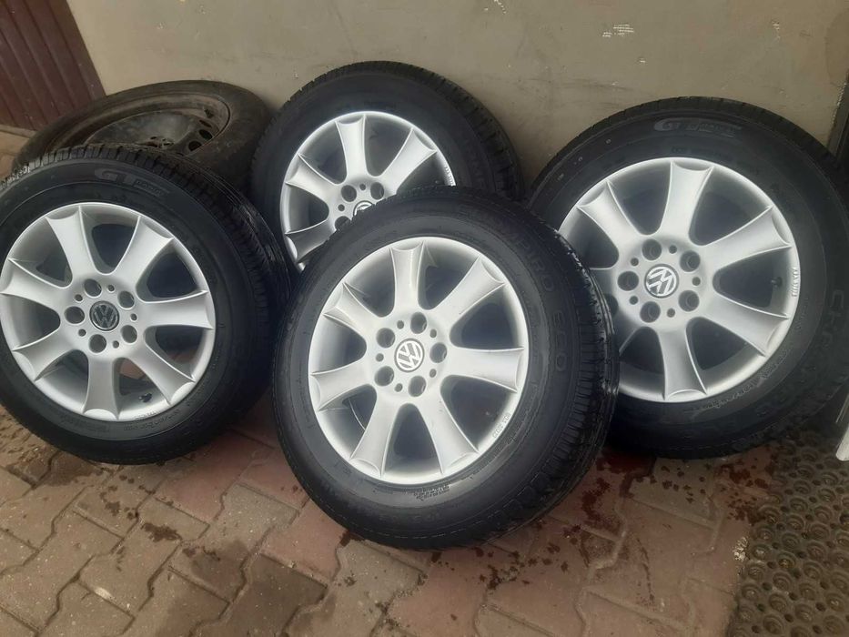Koła Felgi aluminiowe 15" cali 5x112 ET38 Vw Golf V 5 Audi A3 8P Leon