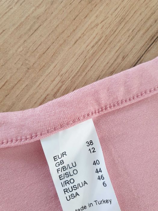 Bolerko, kolor pudrowy róż, 95% wiskoza, rozmiar M, 38