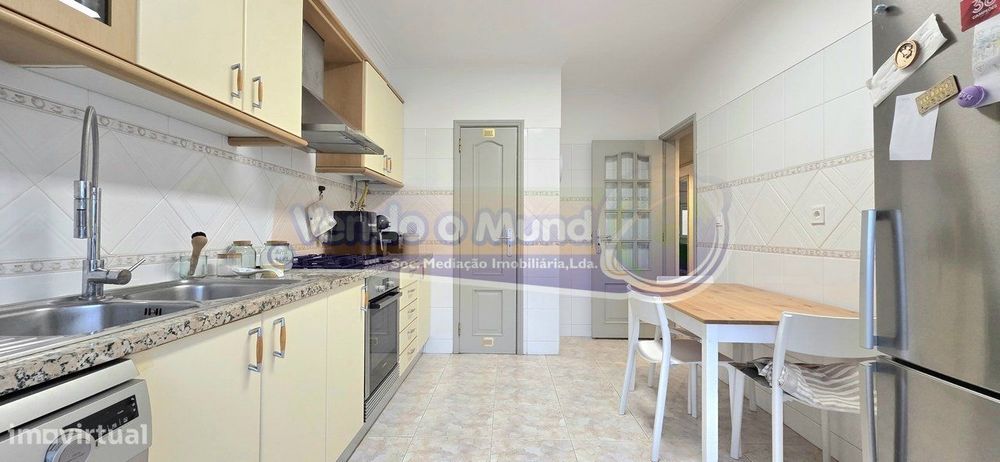 Property in Alverca Do Ribatejo E Sobralinho, Lisboa