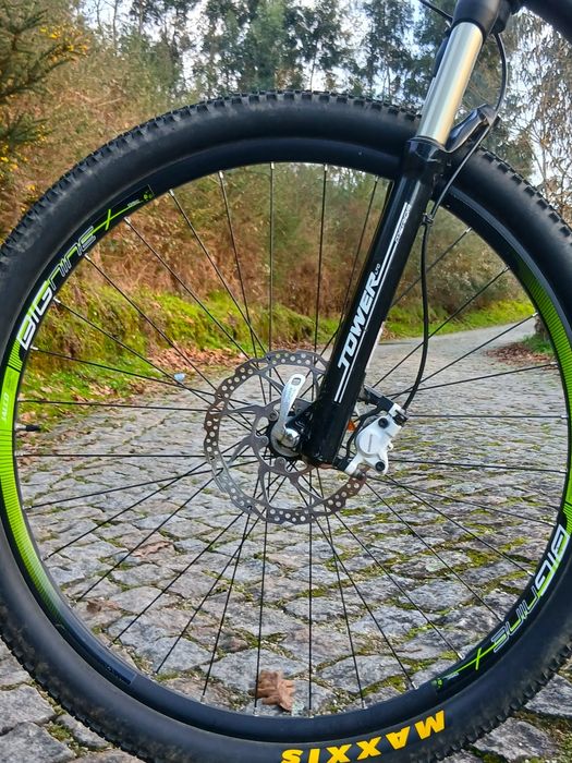 Bicicleta Carbono Merida 29" (negociável)