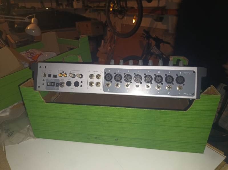 NIEFUNKCJONALNE M-Audio ProjectMix I/O mikser muzyczny