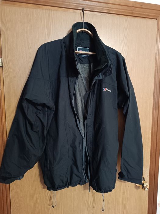 Куртка Berghaus, размер L, ветровка