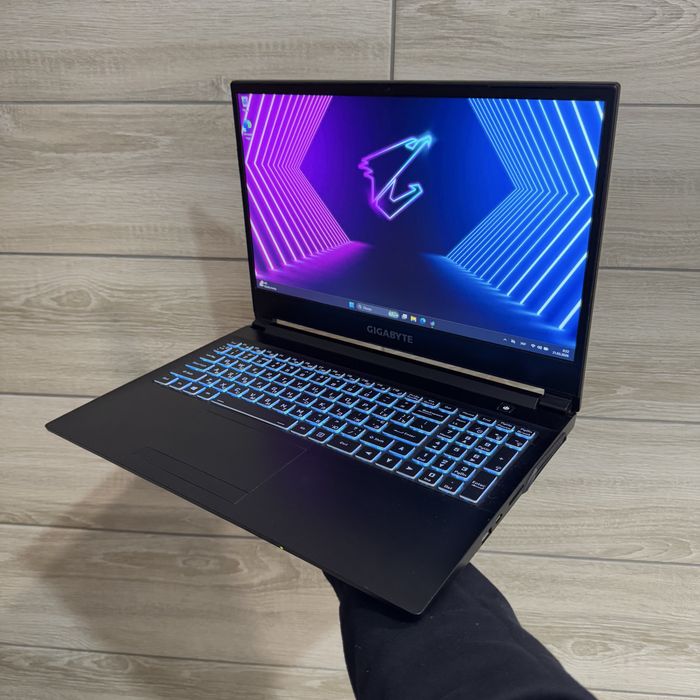 Ігровий ноутбук Gigabyte Rtx 3050, i5 11400, 512Gb