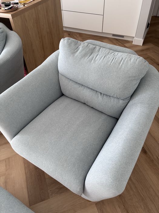 REZERWACJA Sofa z fotelem i podnóżkiem
